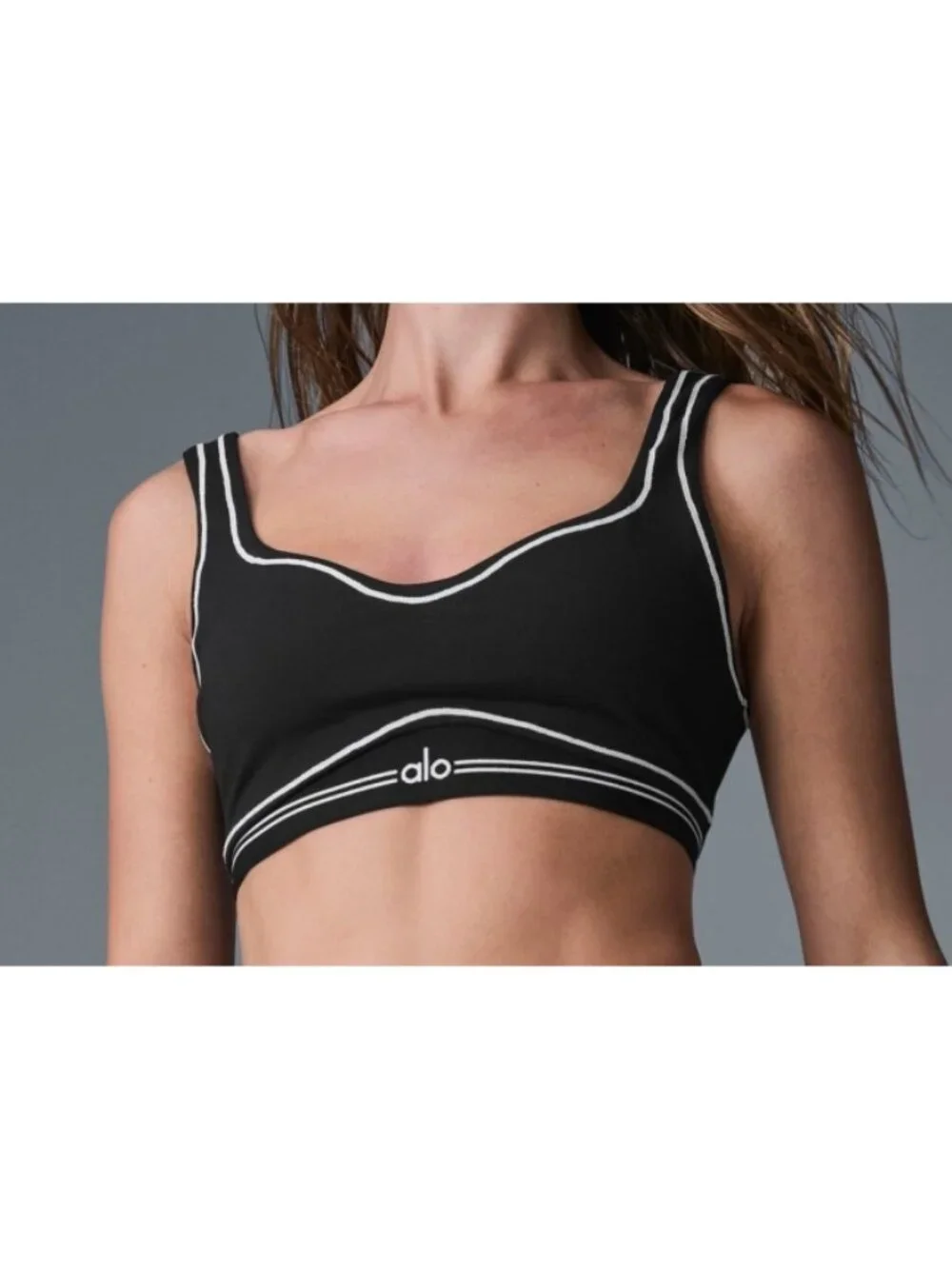 Alo Airbrush Heart Throb Bra Black White Padded Seamed Sports Cropped Bralette